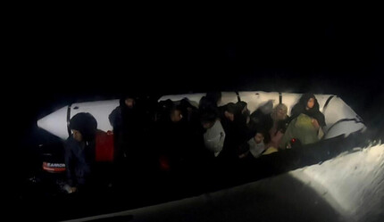 23 düzensiz göçmen helikopter tarafından yakalandı - gundem