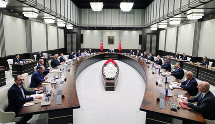 Kabine mesaisinde sona gelindi: Bakan adaylarının kulağı telefonda - politika