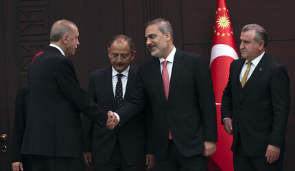 ABD'li ve İranlı bakanlar Hakan Fidan'ı tebrik etti - dunya