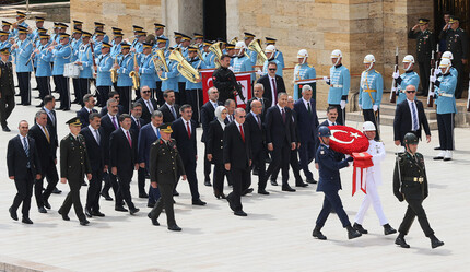 Cumhurbaşkanı Erdoğan ve yeni Kabine Anıtkabir'de: 85 milyona aşkla hizmet edeceğiz - gundem