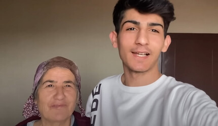 Taha Duymaz’ın annesi fenomen olma yolunda… Paylaşımları dikkat çekti - gundem