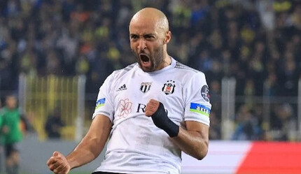 Beşiktaş bırakmak istemiyor, Redmond bekliyor - spor