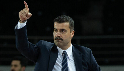 Anadolu Efes'te yeni başantrenör Erdem Can oldu - spor