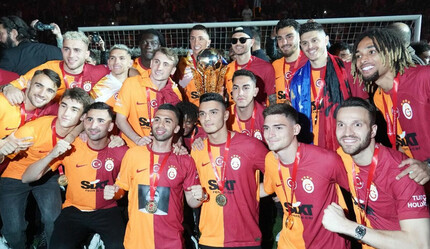 Galatasaray'da sezonun 4. ayrılığı yaşandı: Çocukluk hayalimi yaşamak anlatılmaz bir duyguydu - spor