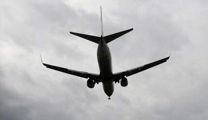 ABD'de en az 4 bin uçuş ertelendi, binlerce yolcu mahsur kaldı - dunya