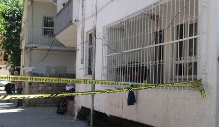 Batman'da koca dehşeti! Uzaklaştırma kararına rağmen 5 çocuk annesi kadını defalarca bıçakladı - gundem