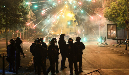 Paris’ten kaçan turist İstanbul’a gelebilir - dunya