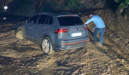 Heyelanın kapattığı Artvin-Şavşat kara yolu ulaşıma açıldı - gundem