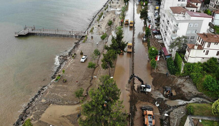 Ordu’da sel sonrası heyelan: Sahil yolu sular altında - gundem