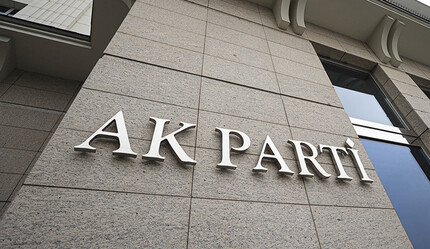 AK Parti'de çalışmalar sürüyor: İlçeler, illere ders olacak - politika