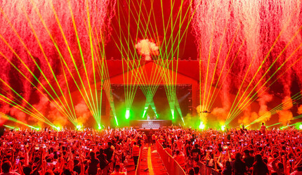 Türkiye'nin en büyük sahnesi Ağrı Dağı eteklerinde: Eğlenceyi doruklara çıkardı - gundem