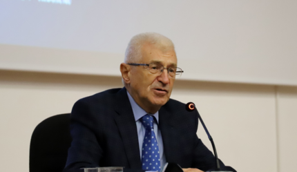 Prof. Dr. Ahmed Güner Sayar kimdir, kaç yaşında, nereli? Ahmed Güner Sayar kitapları nedir? - BIYOGRAFI