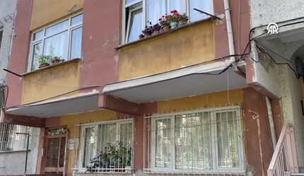 Bayrampaşa'da korkunç olay! 20 yaşındaki genç anne ve babasını öldürdü - gundem