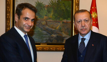 Yunan basınında gündem Erdoğan: Miçotakis'i yere çiviliyor - dunya