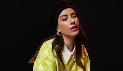Hazal Kaya'nın başı derde girdi! Mahkemeden apar topar karar aldırdı... - magazin