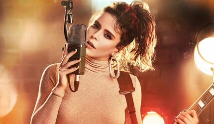 Simge Sağın'ın son model otomobilinde dikkat çeken ayrıntı! Fiyatı ise dudak uçuklatıyor... - magazin