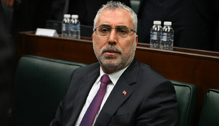 Son Dakika: Bakan Işıkhan'dan memura zam mesajı: Toplu sözleşme uzlaşı ile sonuçlanacak - ekonomi