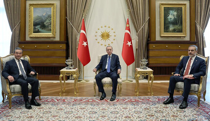 Çin Dışişleri Bakanı'ndan Türkiye ziyareti sonrası ses getiren sözler: Küresel rolünü destekliyoruz - dunya