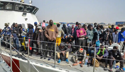 Akdeniz'de 901 göçmenin cansız bedeni çıkartıldı - dunya