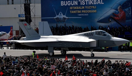 Türkiye ve Azerbaycan'dan KAAN için iş birliği! İmzalar bugün atılacak - dunya