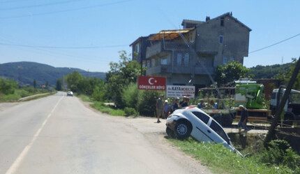 Direksiyon hakimiyetini kaybedince kanala uçtu - gundem