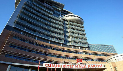 CHP'de danışman krizi sürüyor! Bir isim daha görevden alındı - politika