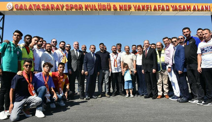 Galatasaray Kahramanmaraş’ta! 600 konteynerden sonra şimdi de 100 kalıcı konut yapılacak - spor
