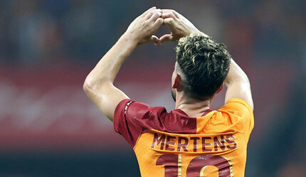 Galatasaray'ın Belçikalı yıldızı Dries Mertens'e AS Roma kancası - spor