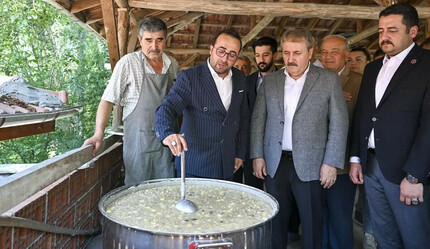 BBP lideri Destici aşure etkinliğine katıldı - politika