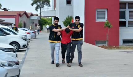 Pişkin hırsız önce saçını düzeltti sonra çaldı - gundem