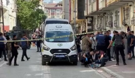 Çocukların kavgasına aileler karıştı, döner bıçaklar havada uçuştu - gundem