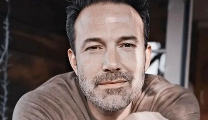 ABD’li oyuncu Ben Affleck Kapalıçarşı esnafıyla omuz omuza poz verdi - dunya