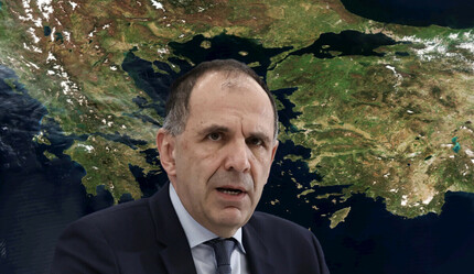 Yunan Dışişleri Bakanı'ndan Mısır televizyonunda Türkiye'ye Kıbrıs mesajı: Birlikte çalışmaya hazırız - dunya