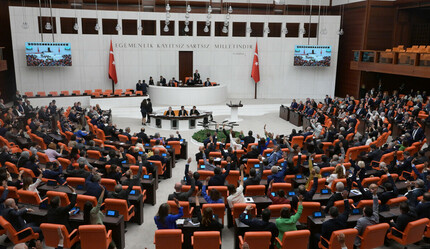 Meclis Akbelen için toplandı: Eyleme ruhsatsız silahla geldİler - gundem