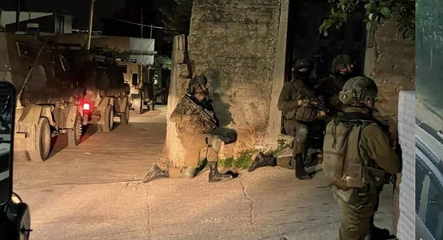 İsrail güçleri Tulkerim Kampı'na baskın düzenledi: 1 Filistinli genç katledildi - dunya