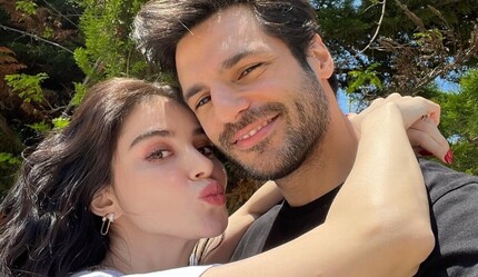 Serkan Çayoğlu ile Özge Gürel ‘biz olduğumuz gibiyiz’ dedi, mutlu evliliğin sırrını açıkladı - magazin