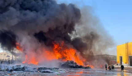 Aksaray'da fabrika yangını! Şehri kısa sürede dumanlar sardı - yasam
