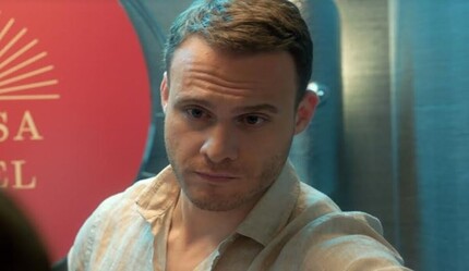 Hayranları yıkılmıştı! Hastaneye kaldırılan Kerem Bursin'in son durumu belli oldu… - magazin