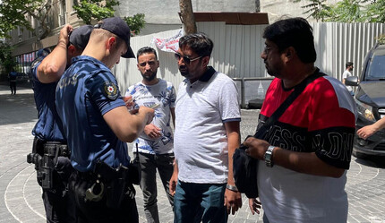 Yerlikaya'dan valilere önemli talimat: Kaçak göçmen tacirlerine göz açtırmayın - gundem