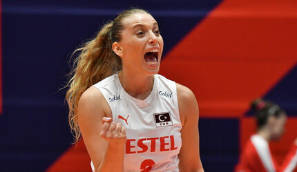 A Milli Kadın Voleybol Takımı Avrupa Şampiyonası'nda 3'te 3 yaptı ve son 16'ya yükseldi (Türkiye - Çekya: 3-1) - spor
