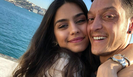 Amine Gülşe saçlarını kısacık kestirdi, ilk yorum eşi Mesut Özil’den geldi - magazin