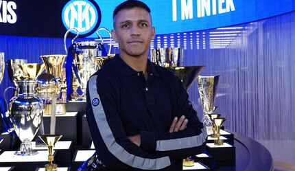 Süper Lig ekipleriyle görüşen Alexis Sanchez imzayı attı - spor
