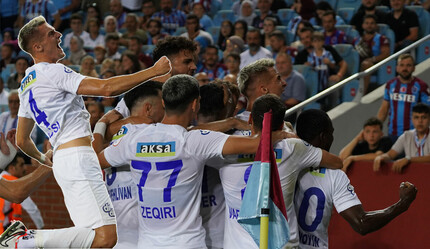 ÖZET Trabzonspor - Çaykur Rizespor (2-3 Maç Sonucu) Karadeniz derbisinde çaylar İlhan Palut'tan! - spor