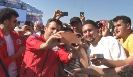 TEKNOFEST Ankara’da Selçuk Bayraktar’a sevgi seli - gundem