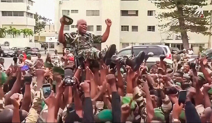 Gabon'da darbenin arkasındaki isim, Cumhurbaşkanı Ondimba'nın akrabası çıktı - dunya