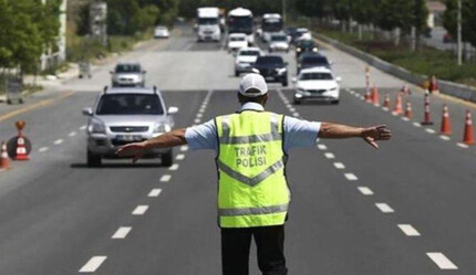 İstanbul'da bazı yollar trafiğe kapatıldı - gundem