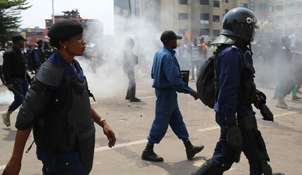 Kongo halkı BM'ye karşı ayaklandı: 48 ölü - dunya