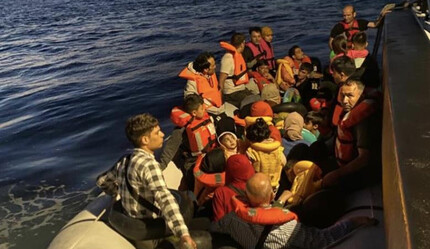 Ezine açıklarında 39 kaçak göçmeni yakalandı - gundem