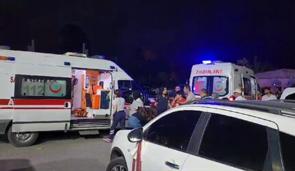 Düğün evinde tavuklu pilav yiyen 30 kişi zehirlendi - gundem