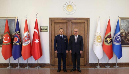 Bakan Güler uzaya gidecek ilk Türk pilotunu kabul etti - gundem